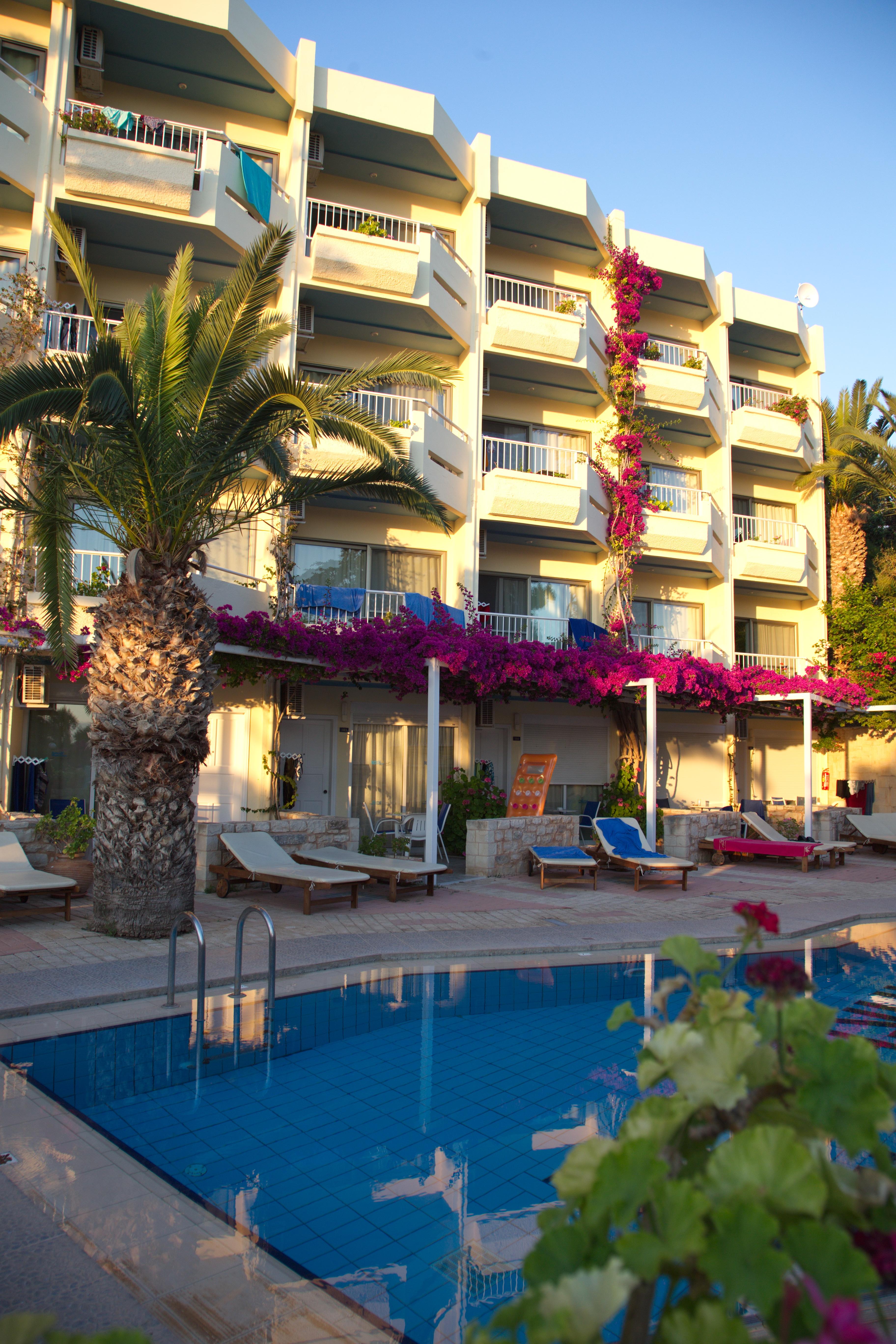 Rethymno Mare & Water Park Hotel Skaleta Luaran gambar