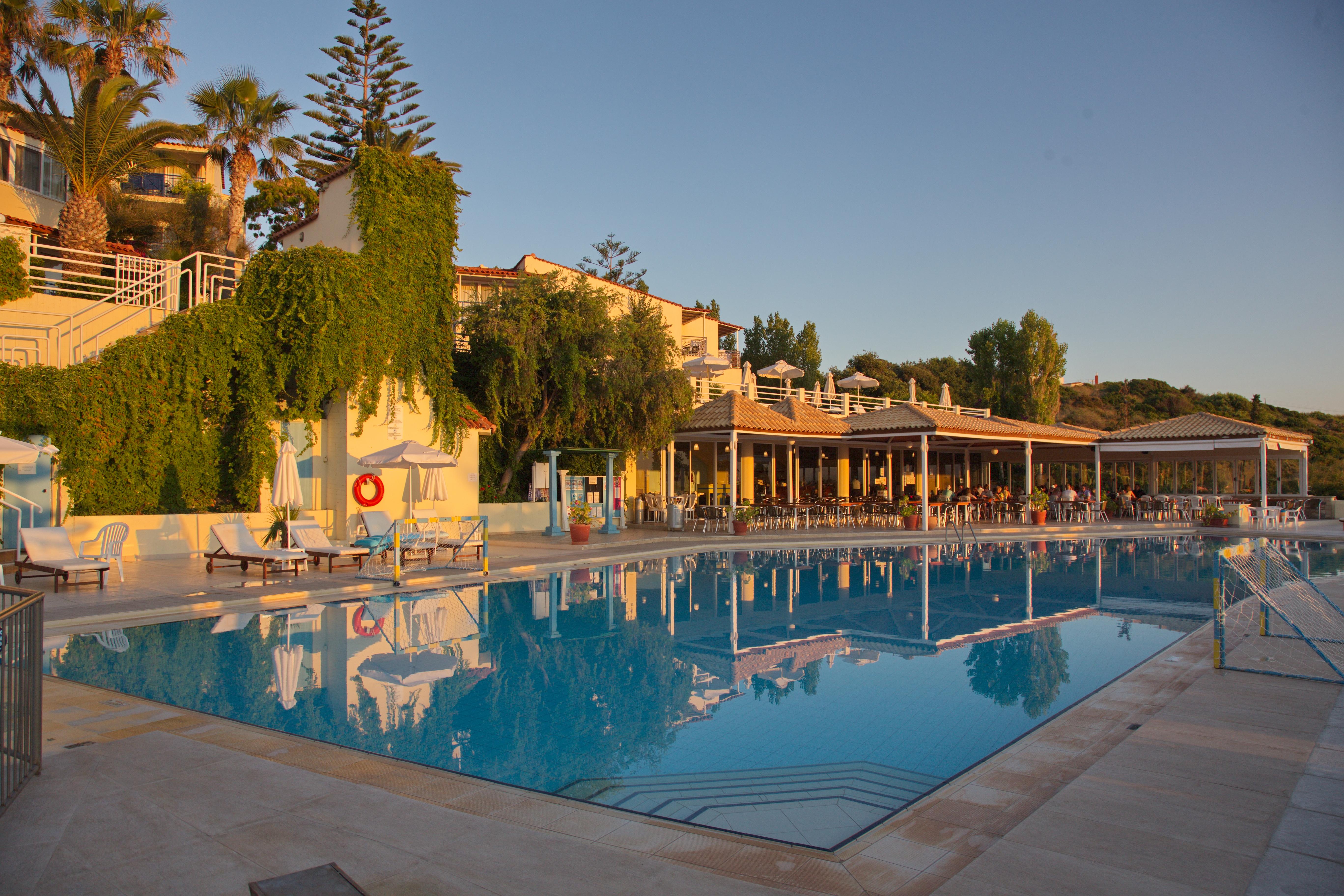 Rethymno Mare & Water Park Hotel Skaleta Luaran gambar